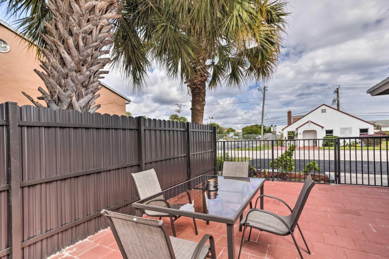 Inviting Apartment Less Than 2 Mi To Riviera Beach! 웨스트 팜 비치 외부 사진